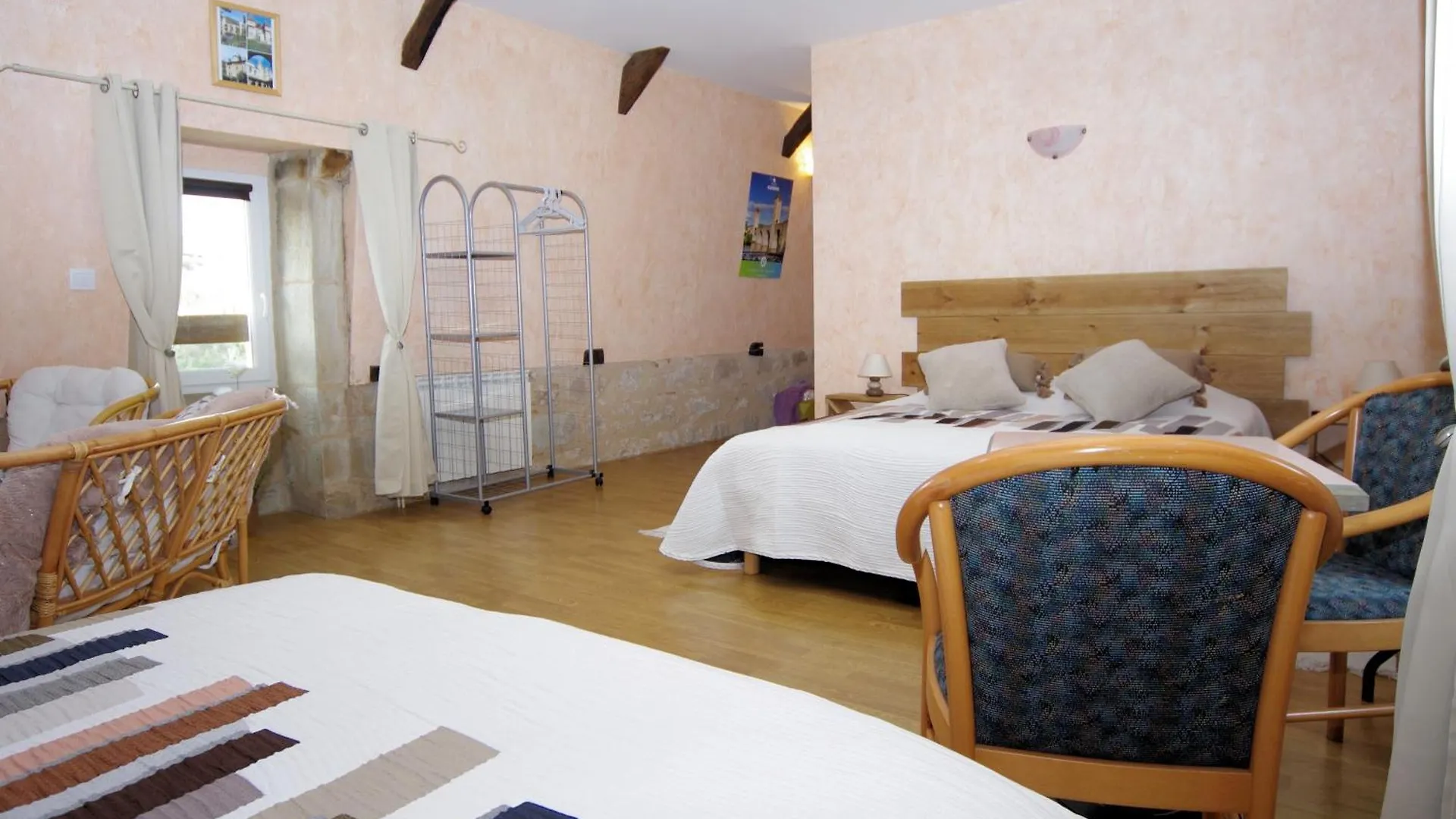 Guest house Le Domaine De L'Escadasse Faycelles