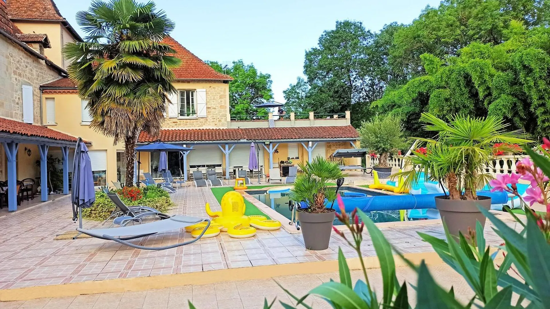 Le Domaine De L'Escadasse Faycelles